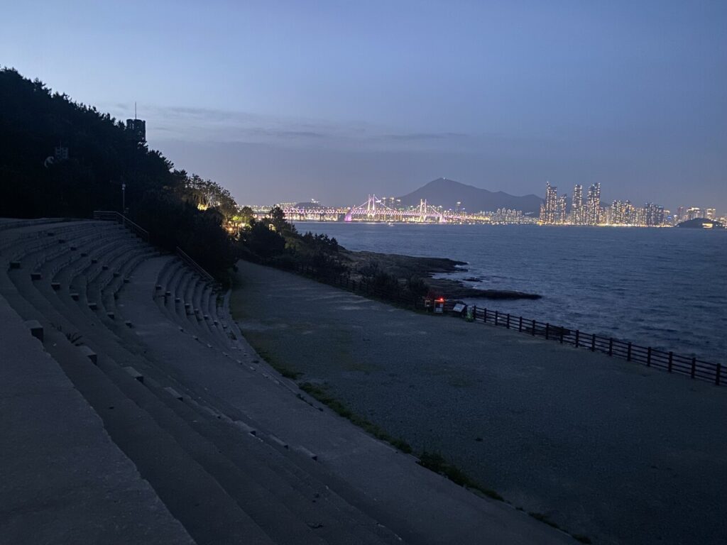 Night Skywalk Busan Korea Południowa