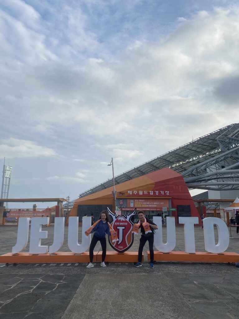 Jeju United game stadion kibicowanie